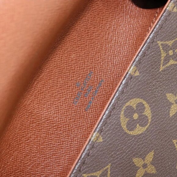LOUIS VUITTON Monogram Saint Cloud MM Shoulder Bag M51243 LV Auth 149178 - Picture 11 of 16